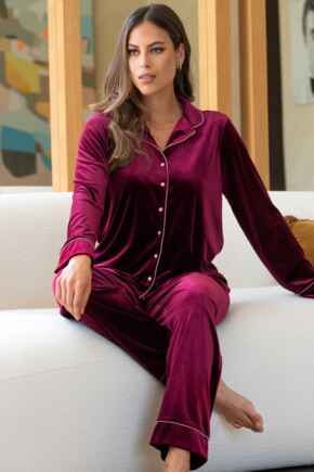 Velour Contrast Trim Pyjama Set - Pomegranate