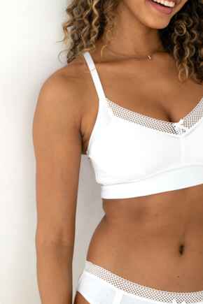 Love To Lounge Cotton Lightly Padded Non-Wired Bra - White
