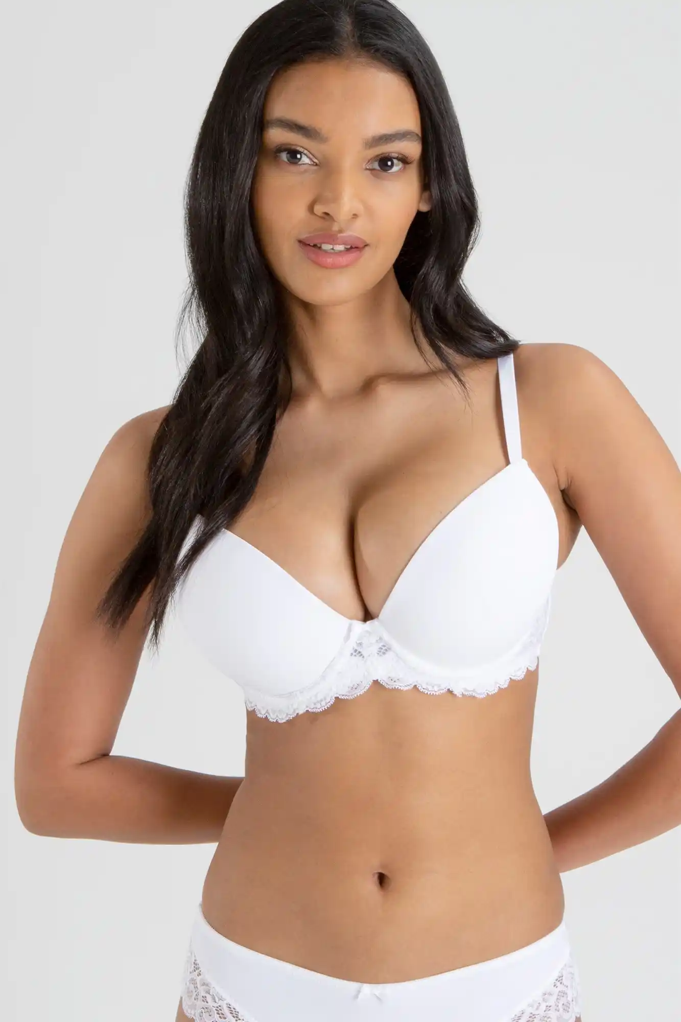 💜 Adored-by Adore Me Layla Plunge PushUp Underwire LaceBra W/Adjustable  Straps in 2023