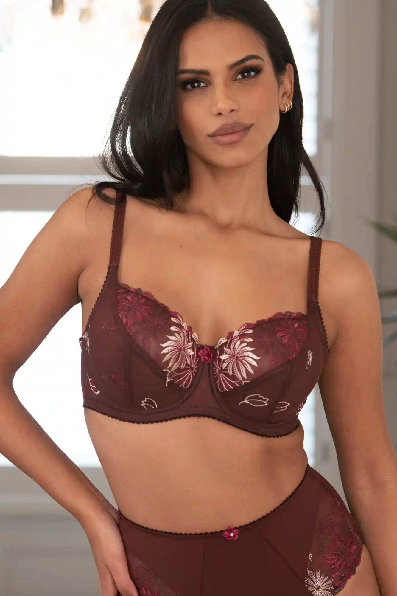 Marlon Satin Embroidered Bra Wireless Soft Cup Everyday Bra BR592 White -  Helia Beer Co