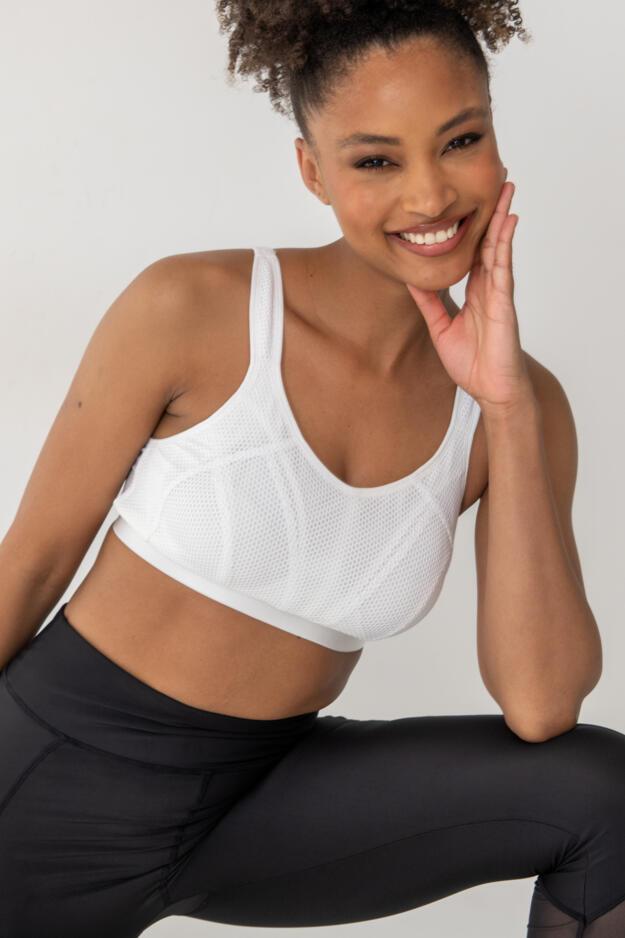 Energy Strive Non Wired Non Padded Lined Full Cup Sports Bra