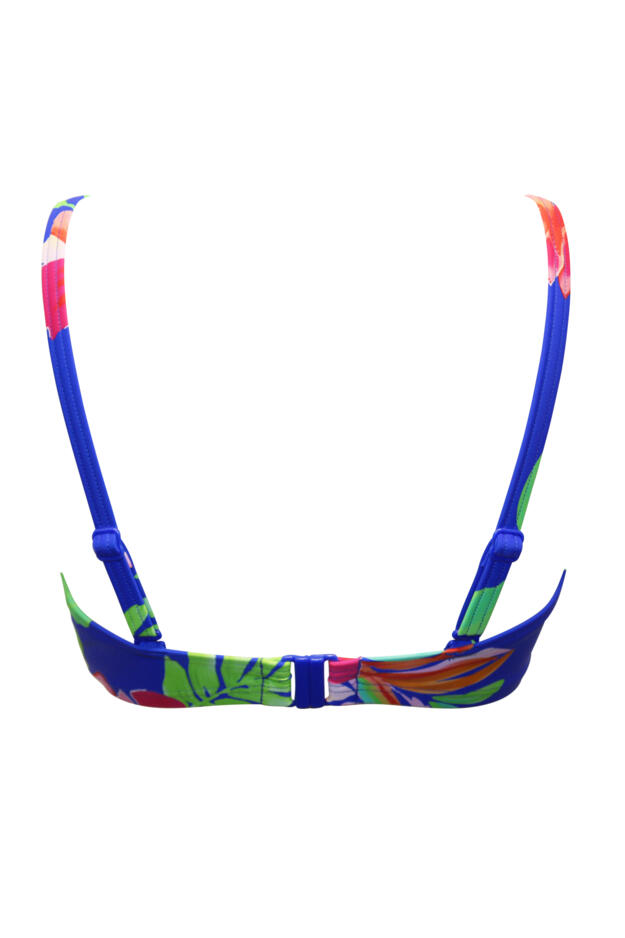 Free Spirit Lightly Padded U/W Twist Front Bikini Top