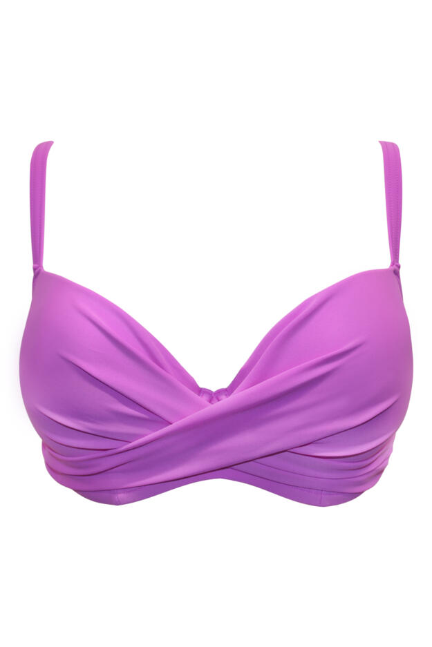 Free Spirit Lightly Padded U/W Twist Front Bikini Top