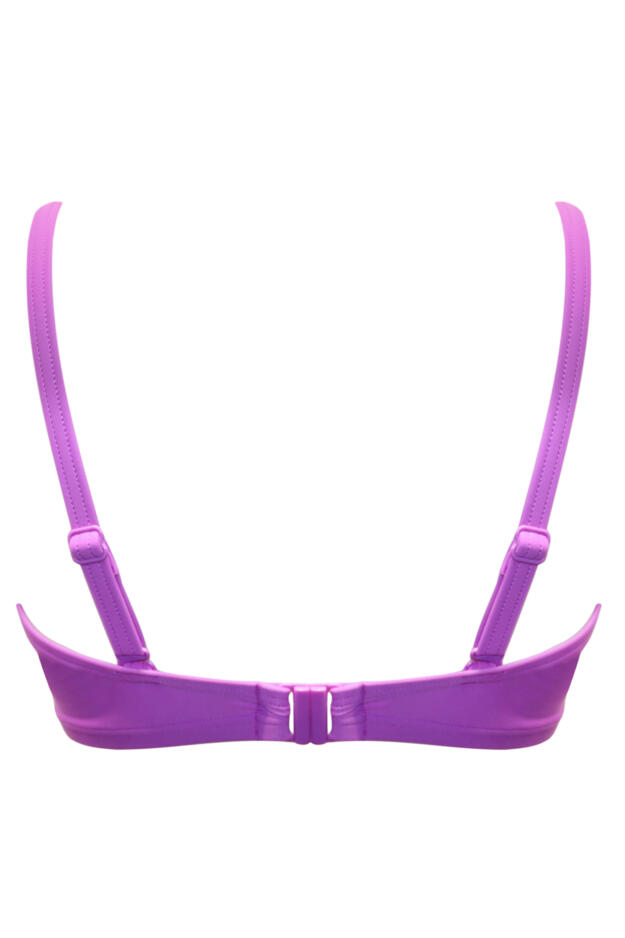 Free Spirit Lightly Padded U/W Twist Front Bikini Top