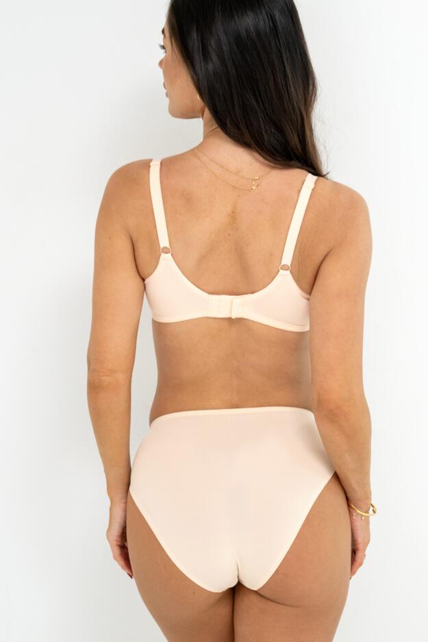 Charmed Smoothing Midi Brief 