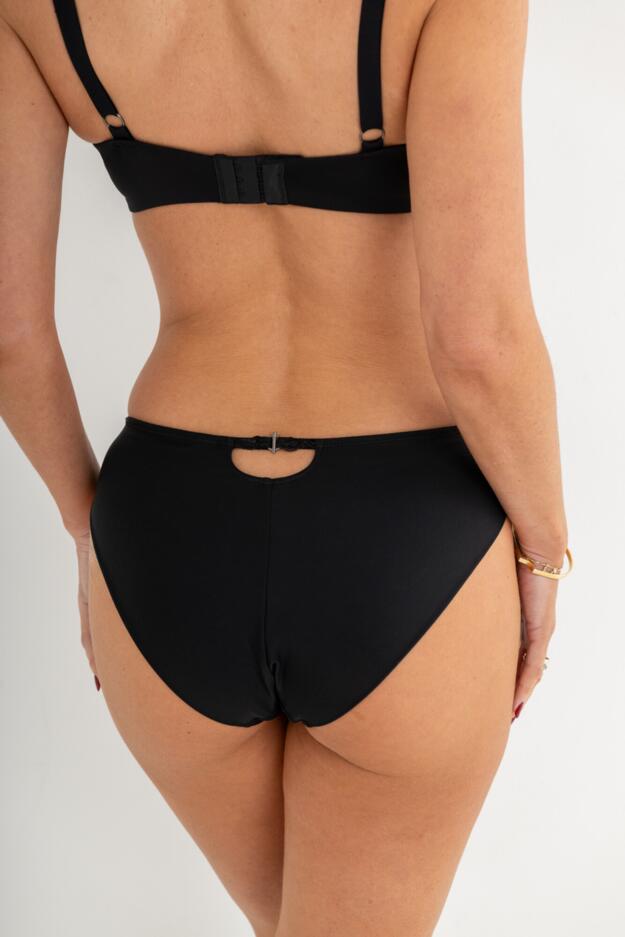 Olivia Embroidery No VPL Bikini Brief 
