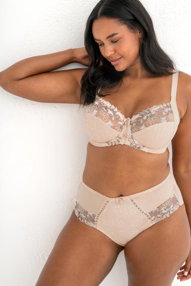 Sofia Lace Embroidered Side Support Bra D-J